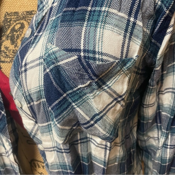 Rails Hunter Button Up - Picture 4 of 7
